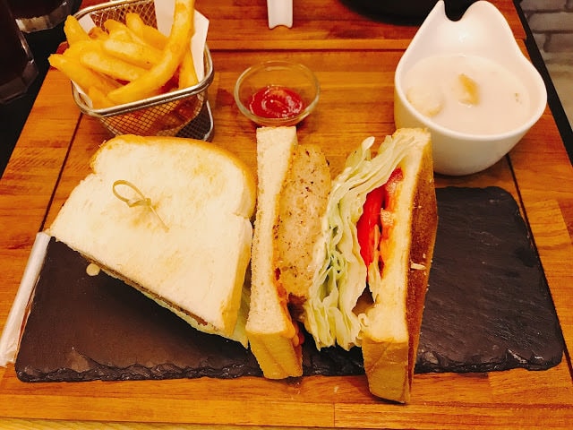 20251002-pw3y0 20251002-pw3y0