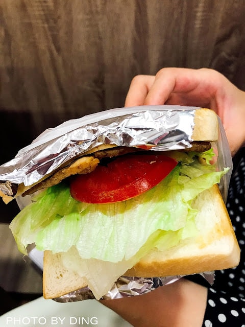 20251002-yneyq 20251002-yneyq