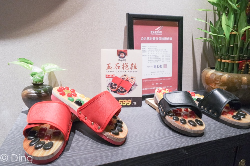 20251002-x0cuy 20251002-x0cuy