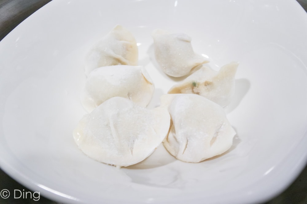 20251002-zg5gf 20251002-zg5gf