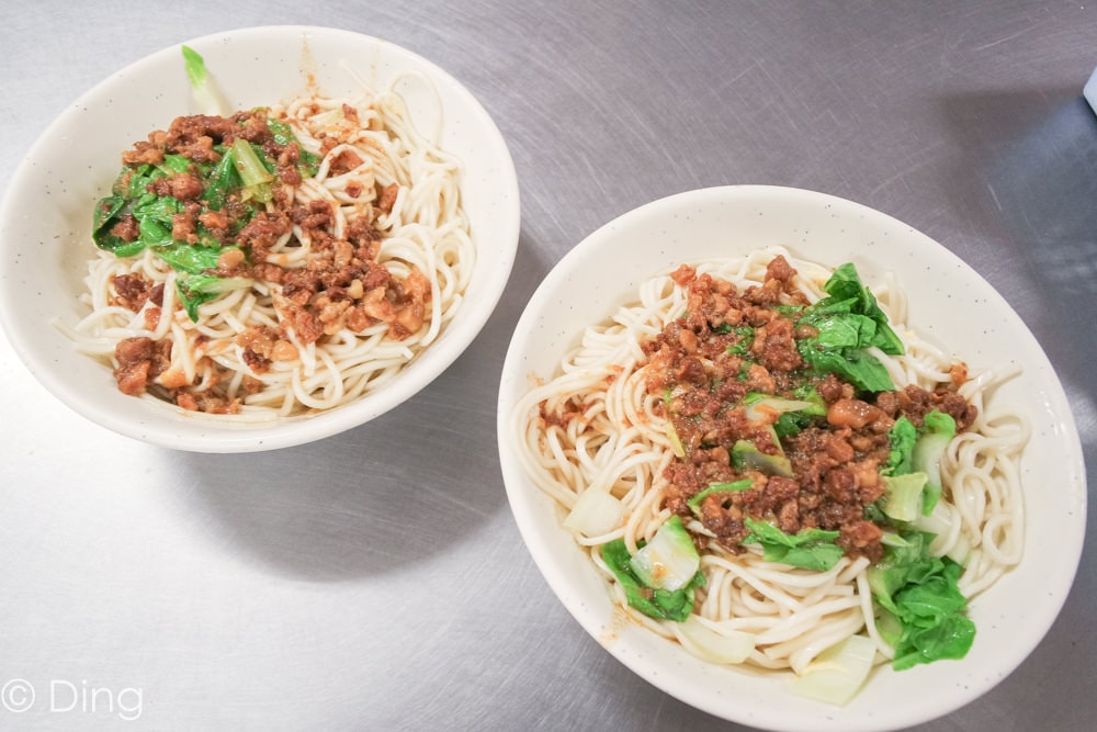 20251002-j3w68 20251002-j3w68