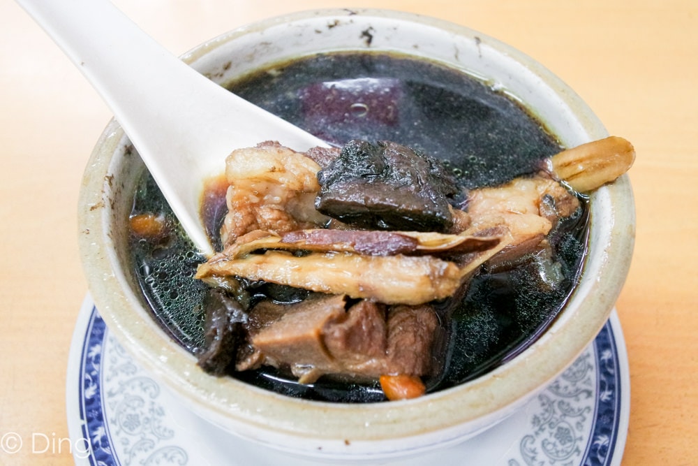 20251002-7kye9 20251002-7kye9