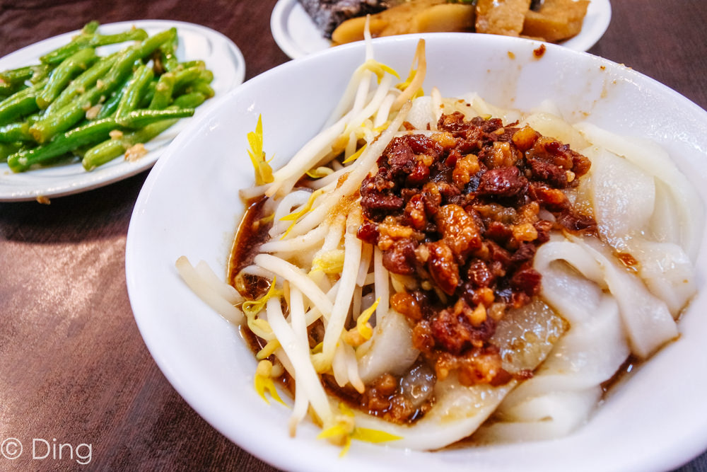 【台南美食】宵夜不知道吃什麼？來吃府前路簡單卻美味的塩水意麵吧！