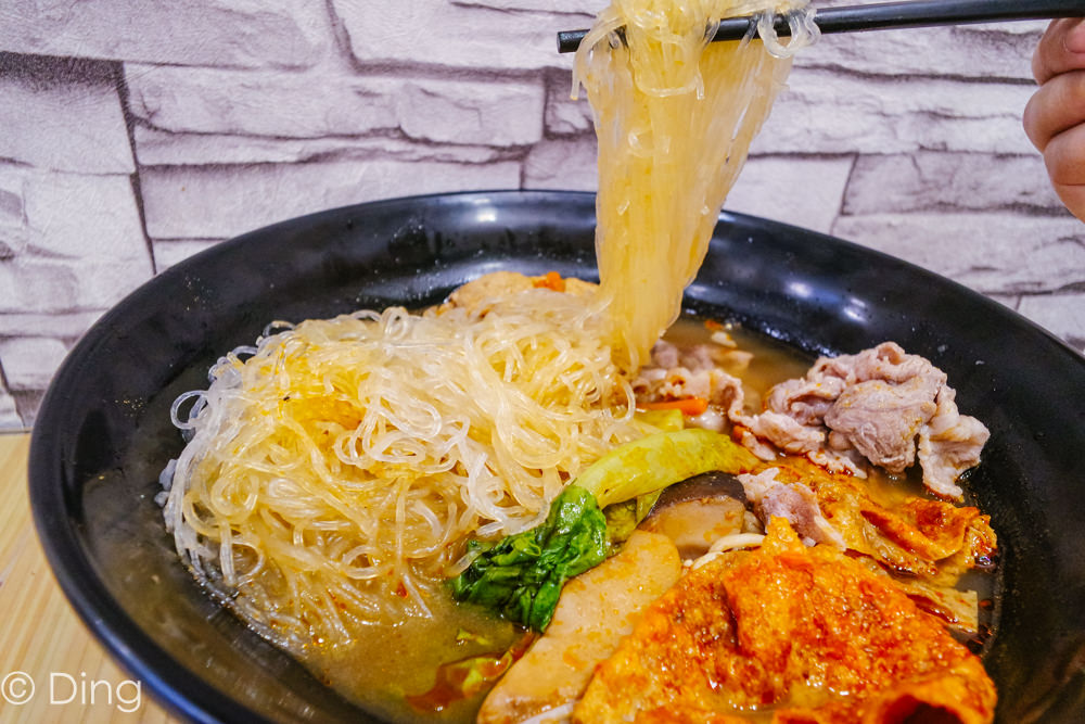 【台南美食】仁德區必推CP值爆表臭豆腐煲，『臭灶腳 台北深坑清蒸麻辣臭豆腐』擁有讓在地人都稱讚的真材實料的好滋味。