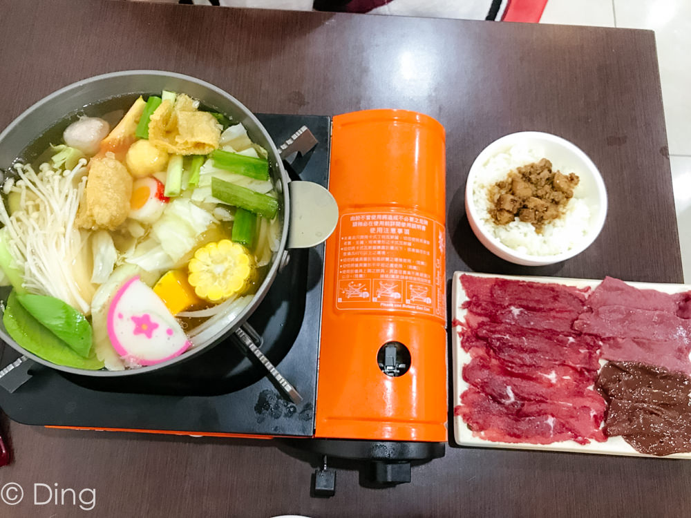【台南美食】台南牛肉湯百家爭鳴，來安平『牛不牛肉湯』吃好喝的牛肉湯火鍋吧！