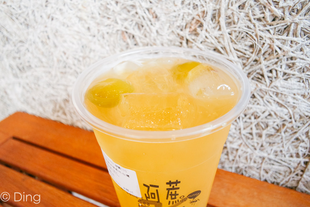 【台南飲料】中西區赤崁樓附近，採用甘蔗原汁取代果糖的阿蔗甘蔗冰茶，手搖飲料也可以喝出不一樣的滋味。