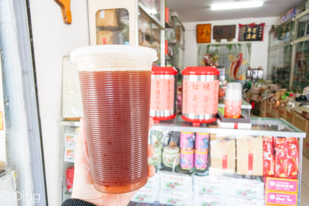 【台南中西區美食】喝膩了手搖飲料嗎？來喝喝百年老店的仙女紅茶，就在吳園附近的百年老舖文峰茶莊才喝得到！