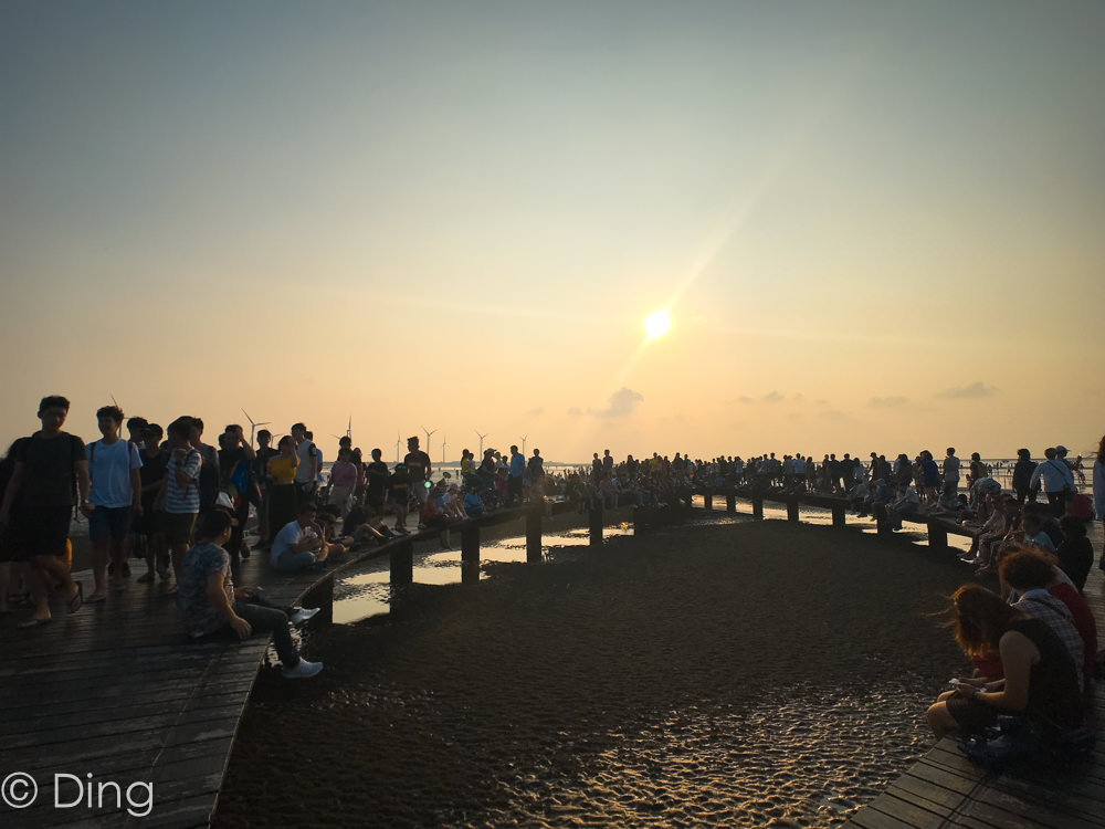 【輕旅行必備】「SANDMARC 0.56Ｘ超廣角 HD 手機鏡頭」出國旅遊全靠它，輕鬆拍出讓朋友讚嘆的專業級打卡美照。