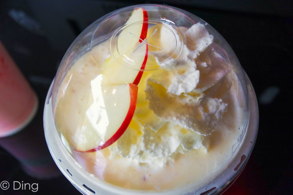 台南國華街飲料推薦 專賣美式奶昔，IG打卡必朝聖「HOOD Milkshake 美式奶昔」，與新鮮水果、冰淇淋融合，奶昔順口好喝。