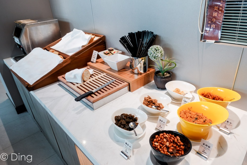 20251002-837xv 20251002-837xv