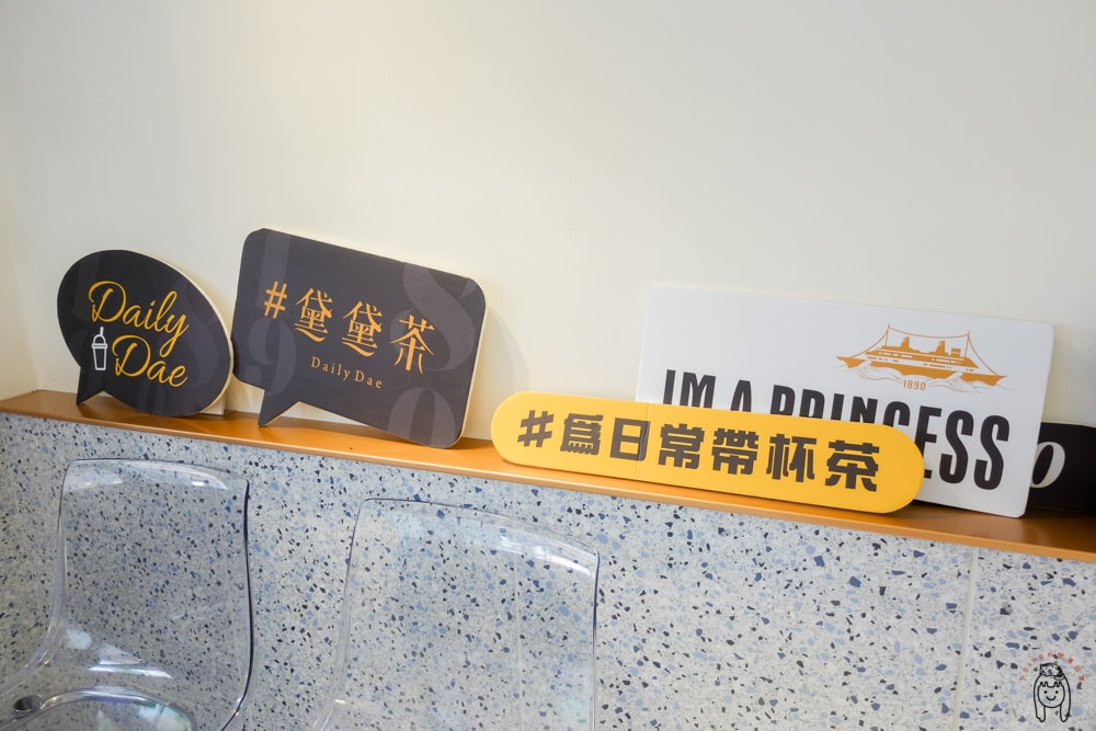 20251002-uvjgl 20251002-uvjgl