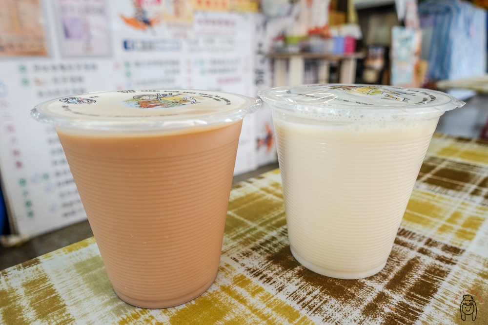 20251002-2y9fz 20251002-2y9fz