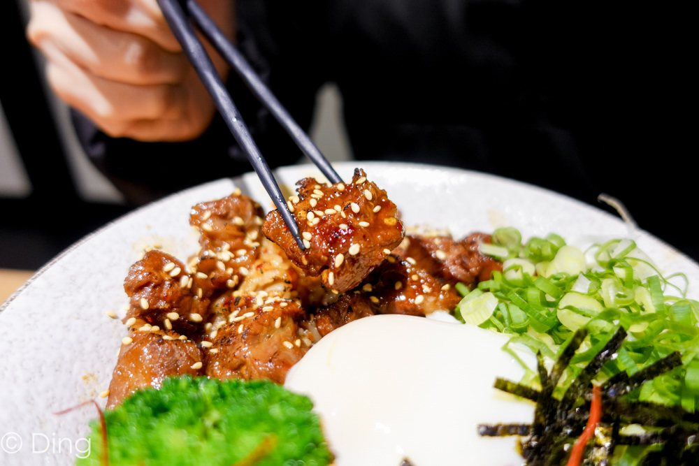 台南中西區美食 台式居酒屋「米花飲食店」，擁有特色丼飯、咖哩飯，吃過還想要回訪！
