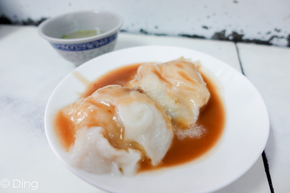 台南中西區美食 府前路老店「福記肉圓」，有軟Ｑ不油膩肉圓，喝到飽大骨湯。
