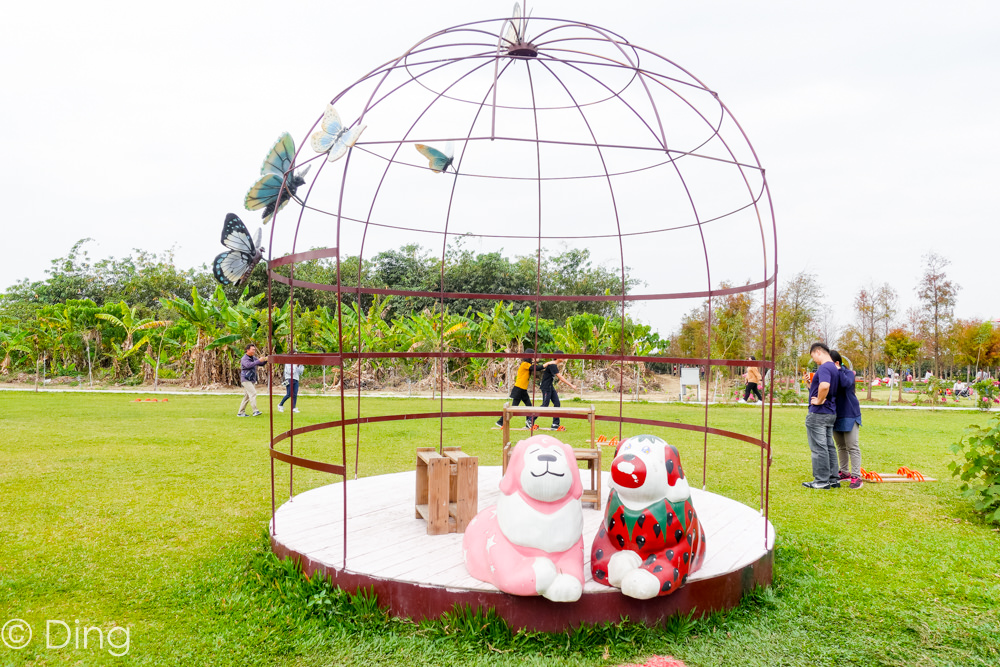 雲林景點 古坑「珍‧粉紅城堡 水漾森林敎堂」，網美打卡景點，情侶必來，浪漫系水上教堂、粉色愛心造景。