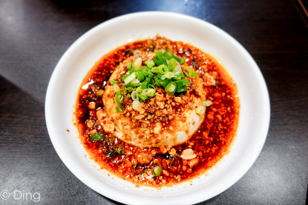 台南永康 中華路「王靜砂鍋土豆粉」，你絕對沒吃過的中國特色小吃，讓人好想一吃再吃！