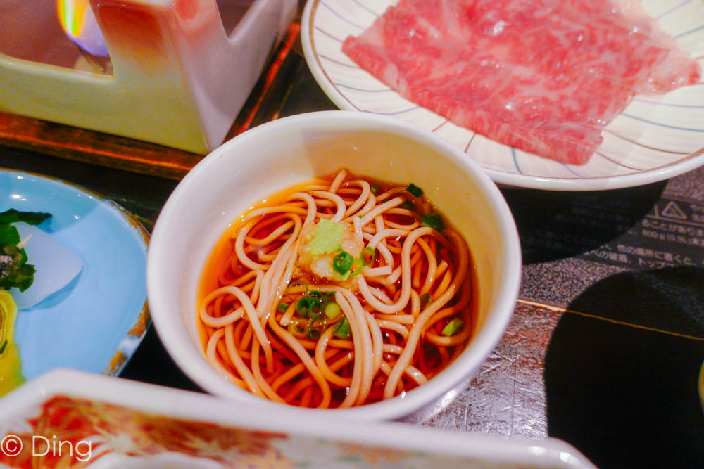 日本群馬住宿 鄰近草津溫泉「高松飯店」日式飯店，可享受泡湯樂趣及美味餐點，還有群馬名物上州和牛喔～