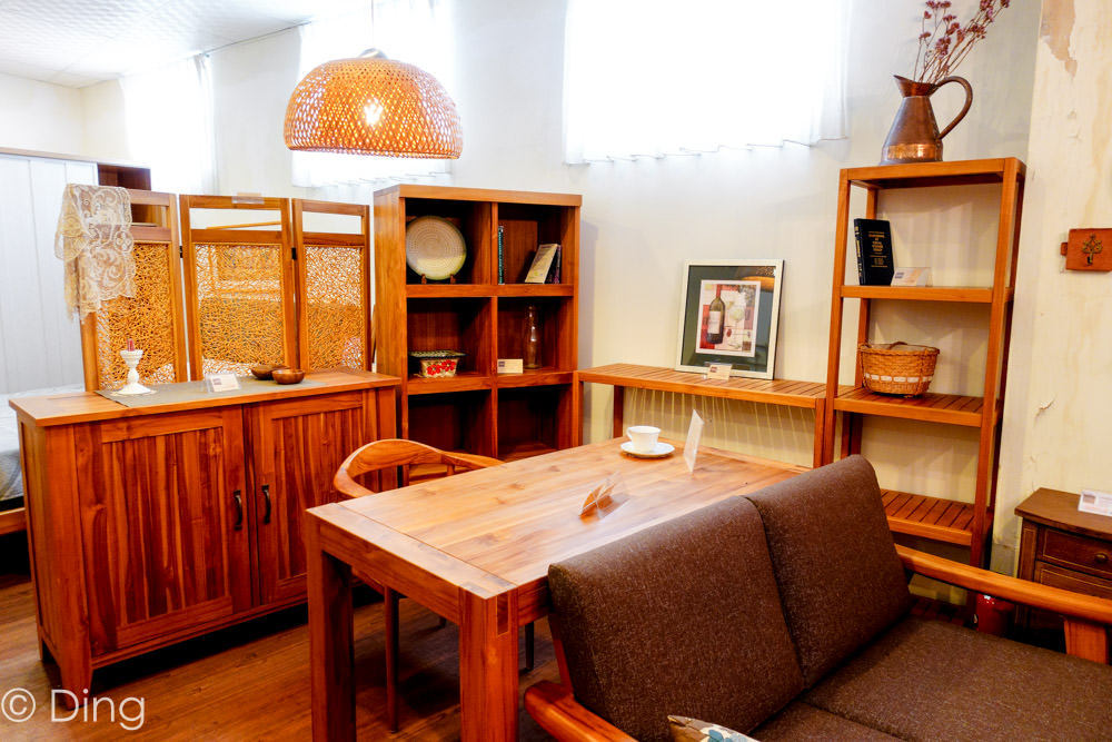 台南傢俱購買推薦 位於永康「歐克斯柚木」，有多種柚木、樟木傢俱可供選擇，還提供客製化服務，免費到府丈量室內設計。