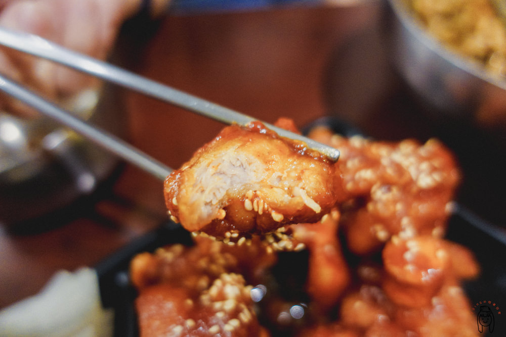 台南安平 「瑪西達韓式料理」有道地的韓式料理，韓式小菜無限量供應，讓你吃到飽！還有多種超值套餐可選擇喔！