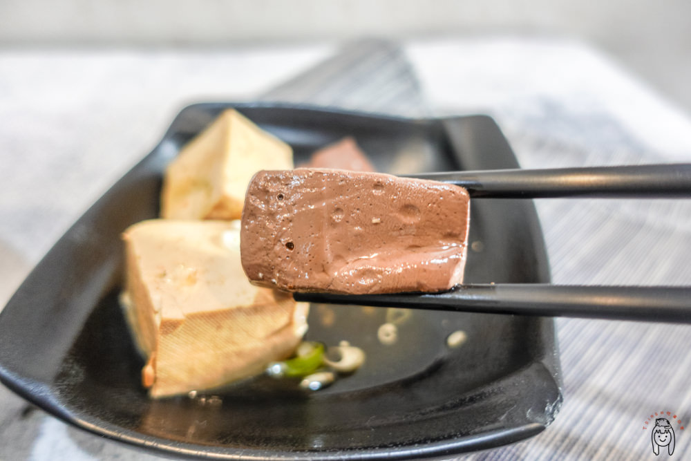 台南永康 「川麻子辣乾鍋」會讓人吃了上癮的乾鍋，辣香十足，有三種口味可選擇，還有隱藏版餐點等著你～