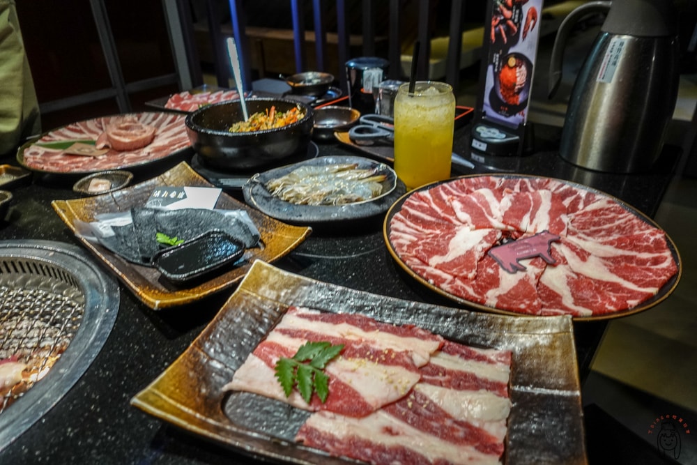 20251002-jo6kf 20251002-jo6kf