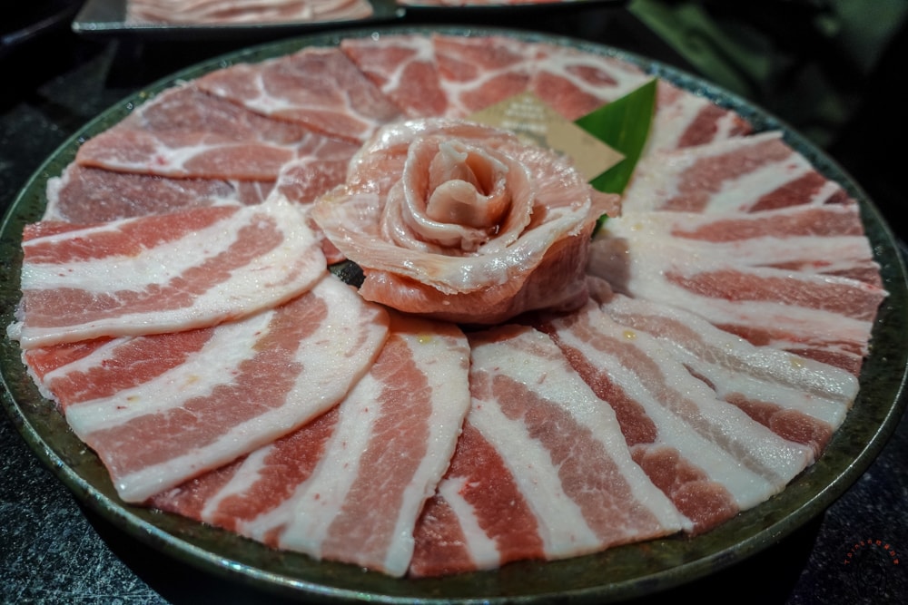 20251002-yz06c 20251002-yz06c