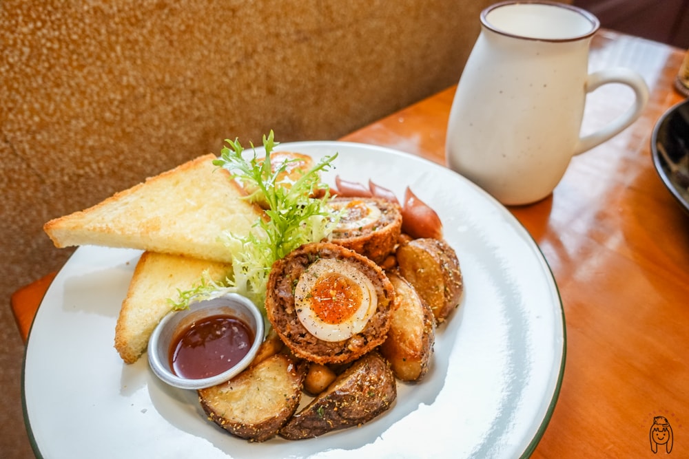 20251002-8qsxm 20251002-8qsxm