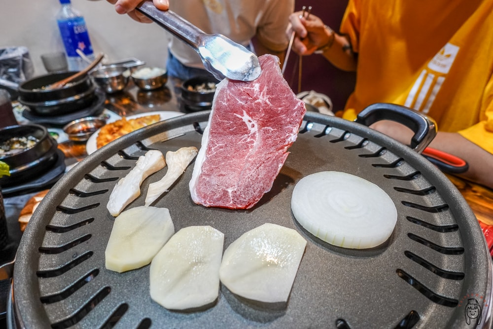 20251002-p9qbw 20251002-p9qbw