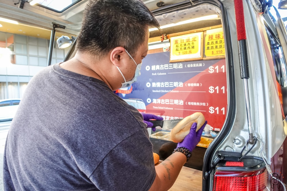 20251002-zp3zr 20251002-zp3zr