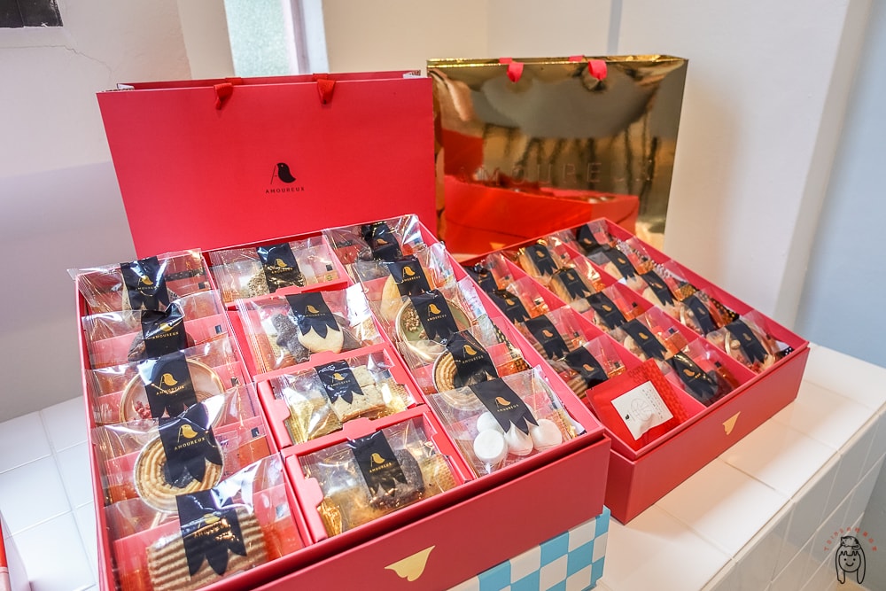 20251002-upi6m 20251002-upi6m