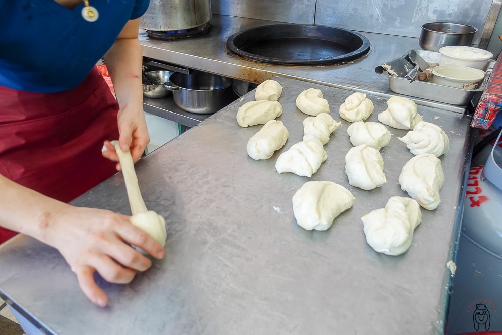 20251002-mcluo 20251002-mcluo