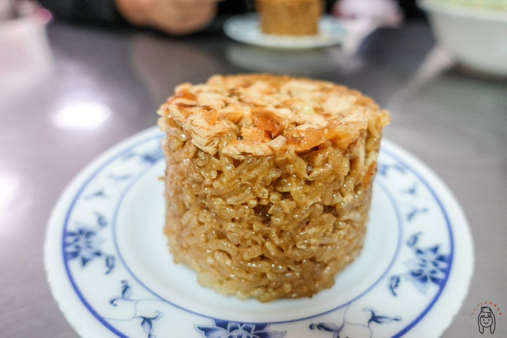 台南學甲必吃美食 假日時常秒殺售完，學甲雞肉羹米糕，在地經營數十年老店，不吃可惜的超人氣美食！