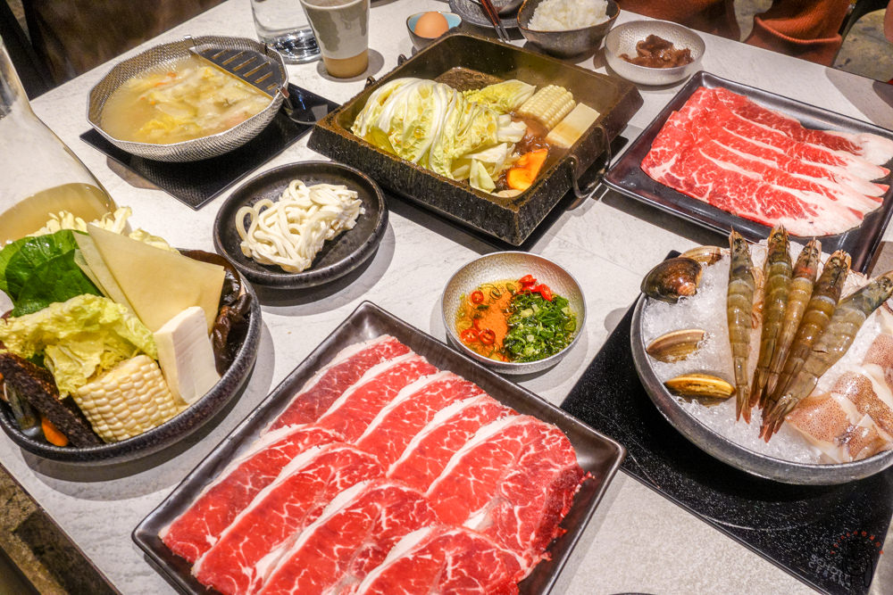 台南火鍋懶人包 【2021/12更新】推薦私藏20家個人小火鍋、套餐式火鍋、宵夜火鍋，一年四季都可以吃火鍋！火鍋控必收藏！
