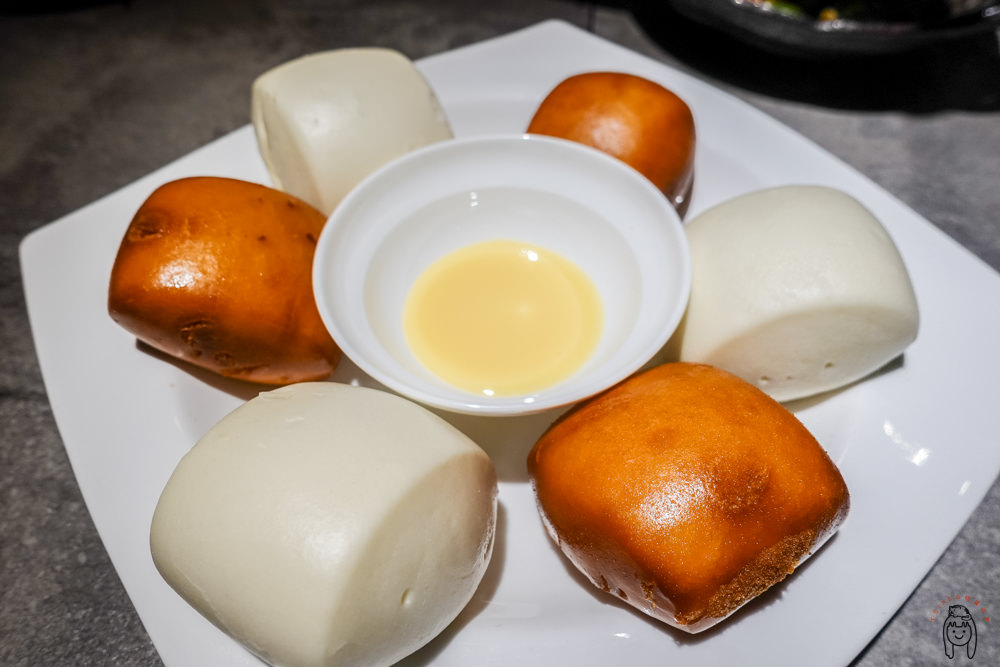 台南中西區餐廳 有你真好湘菜沙龍，位於五妃街，專賣富有層次辣香的湘菜，整體氛圍舒適，餐點美味好吃。