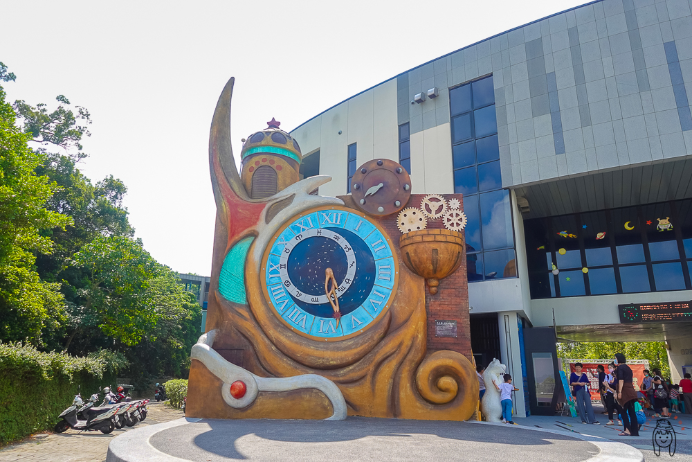 台南景點｜南瀛天文館，全台唯一可夜間星空導覽天文館，有寓教於樂的豐富特展、互動性遊戲，適合安排親子一日遊！
