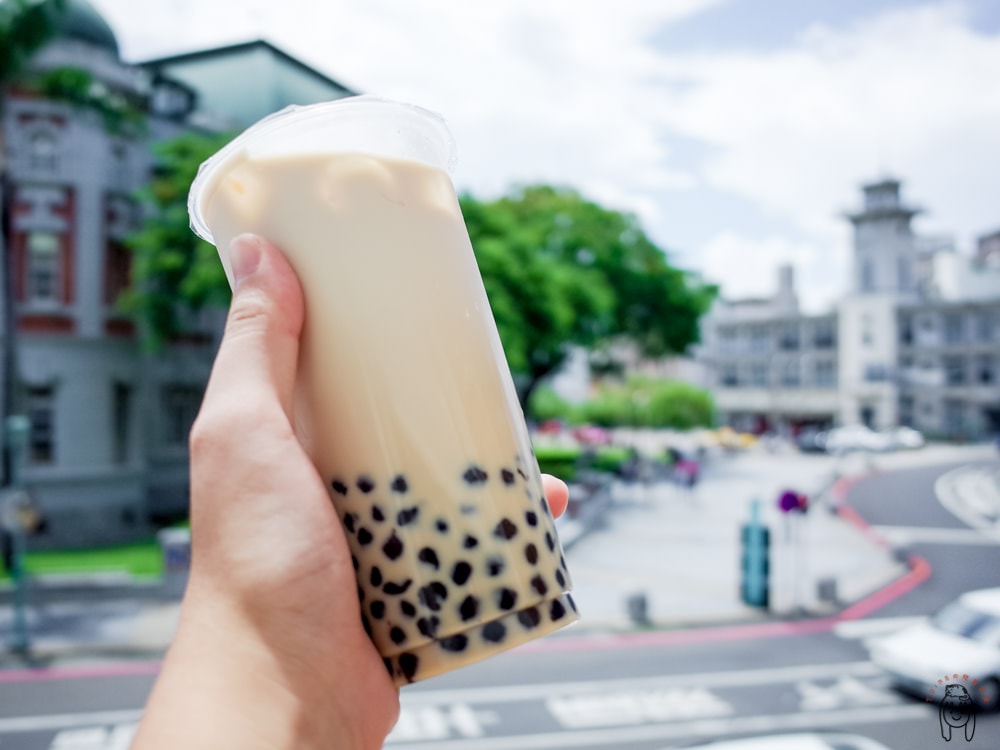 20251002-e9ugl 20251002-e9ugl