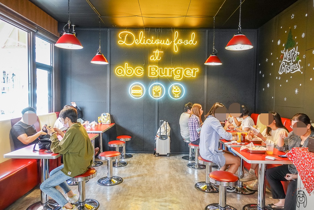 台南中西區美食｜ABC Burger，尊王路必訪道地美式漢堡店，激推銷魂多汁雙層漢堡肉！