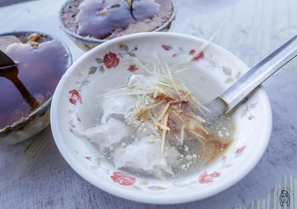 台南中西區美食｜阿全碗粿，府前路銅板價$30小吃，在地人難以抗拒的台南老店小吃。