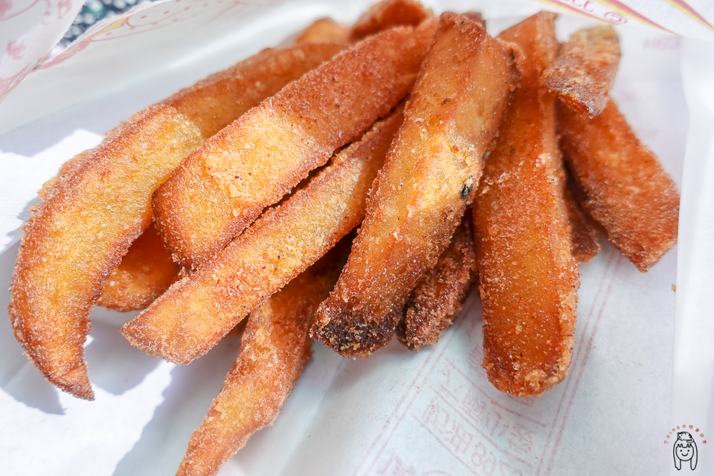 台南新營美食｜大口香雞排，在地人大推銅板價炸物，全品項不超過60元，必點35元雞肉串！