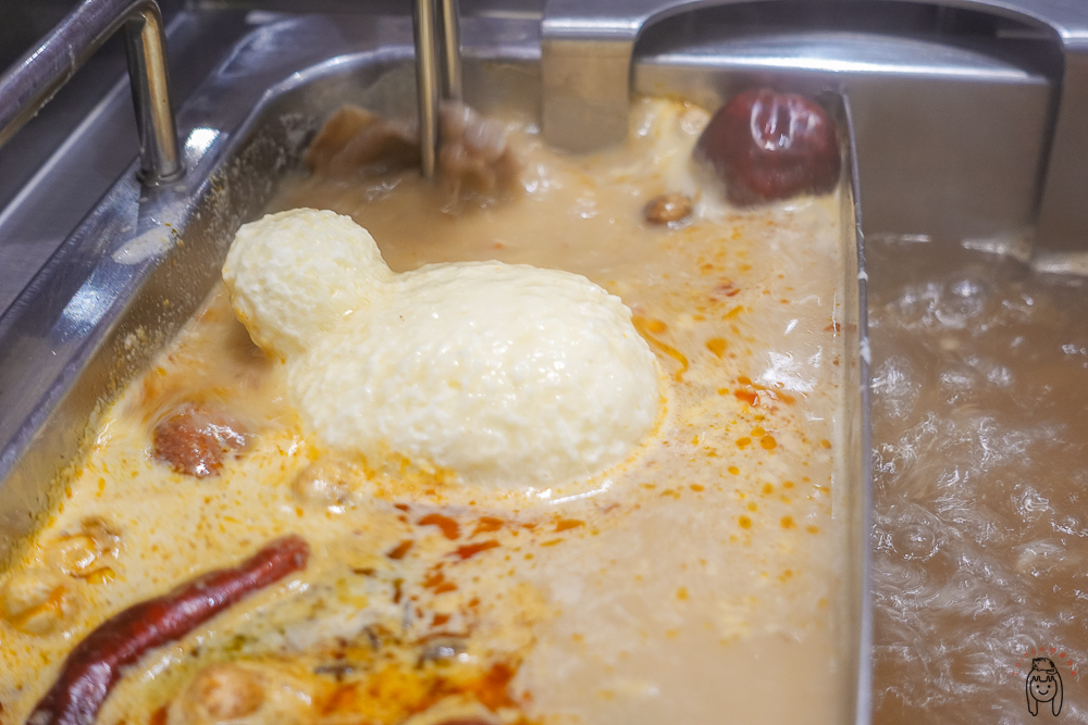 台南東區吃到飽｜星野肉肉鍋plus台南南紡店，海鮮/和牛/肉品任你吃到飽，還有萌翻熊熊鍋喔！