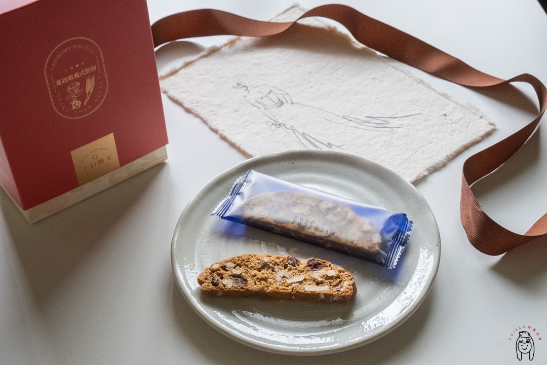 20251002-0uh4j 20251002-0uh4j