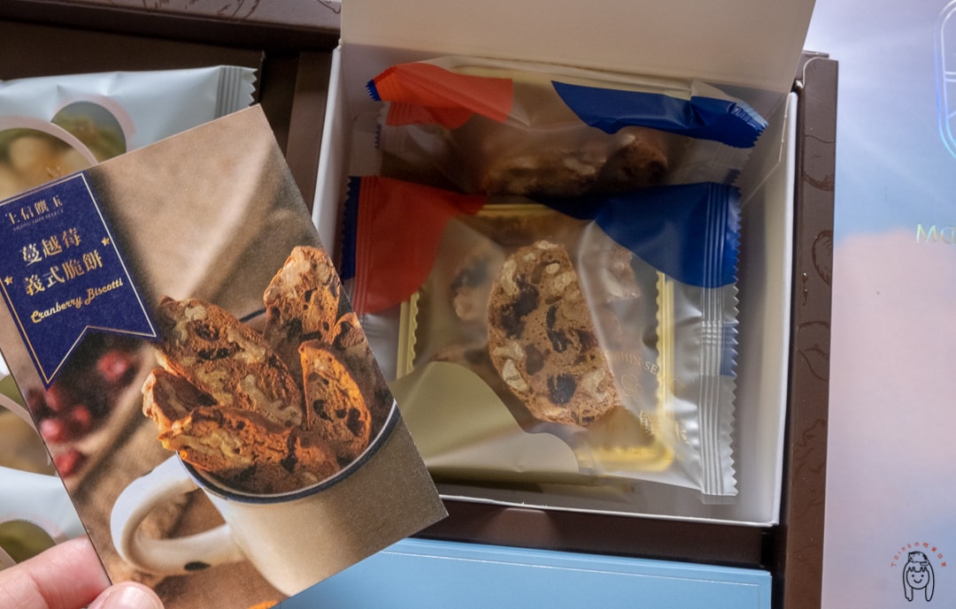 20251002-mnh7u 20251002-mnh7u