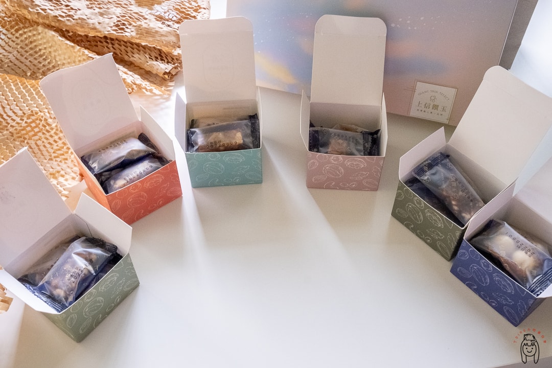 20251002-vztqn 20251002-vztqn