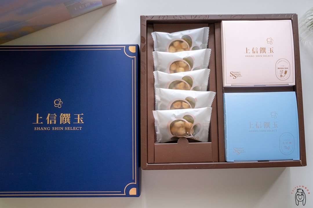 20251002-x4b3q 20251002-x4b3q