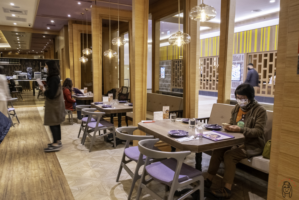 台南三井美食｜NARA Thai Cuisine，聚餐餐廳首選！米其林推薦道地泰式料理，台南首家不吃可惜！