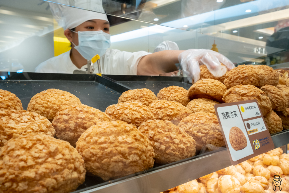 台南三井Outlet美食｜Beard Papa's日式泡芙工房，HERSHEY'S期間限定口味，四種泡芙口感一次介紹！