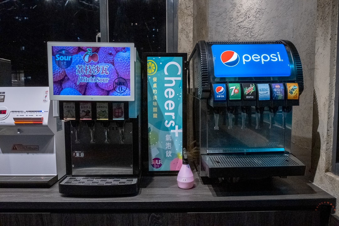 20251002-284z4