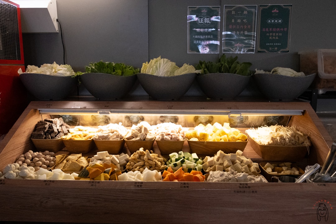 20251002-pm78y 20251002-pm78y