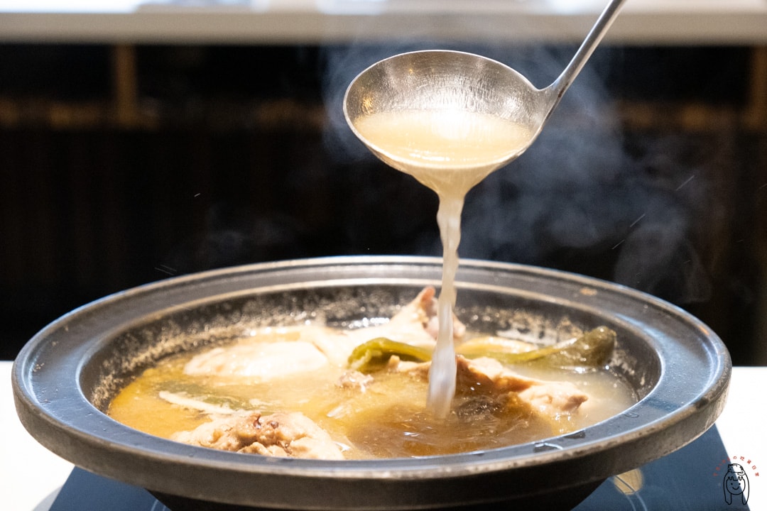 20251002-q49wd 20251002-q49wd