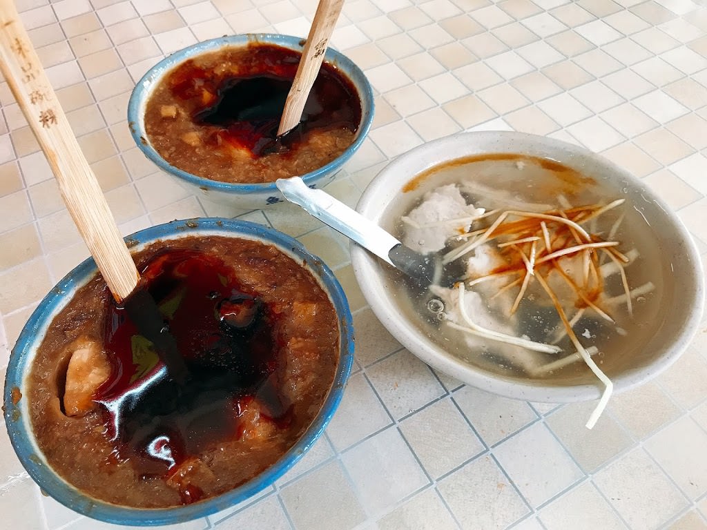 【台南中西區】一味品碗粿，位於國華街永樂市場與富盛號旗鼓相當的古早味碗粿